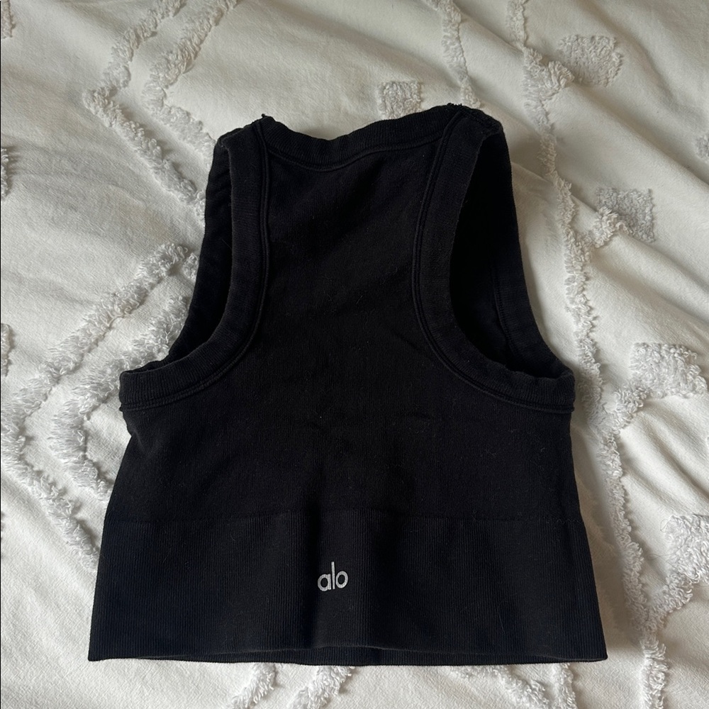 ALO Ribbed Racerback Crop Tank - Picture 2 of 4